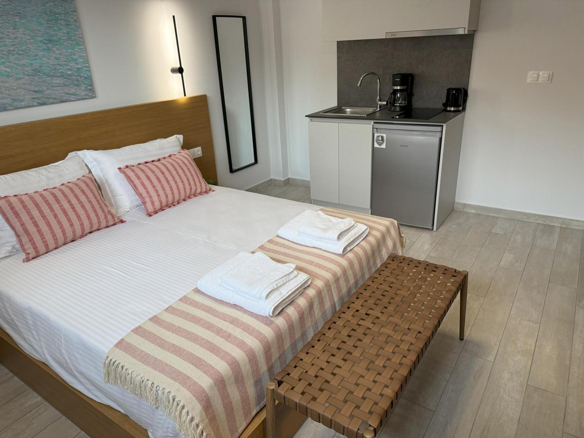 Апартаменты Acra Melia Палеон-Цифликион Экстерьер фото